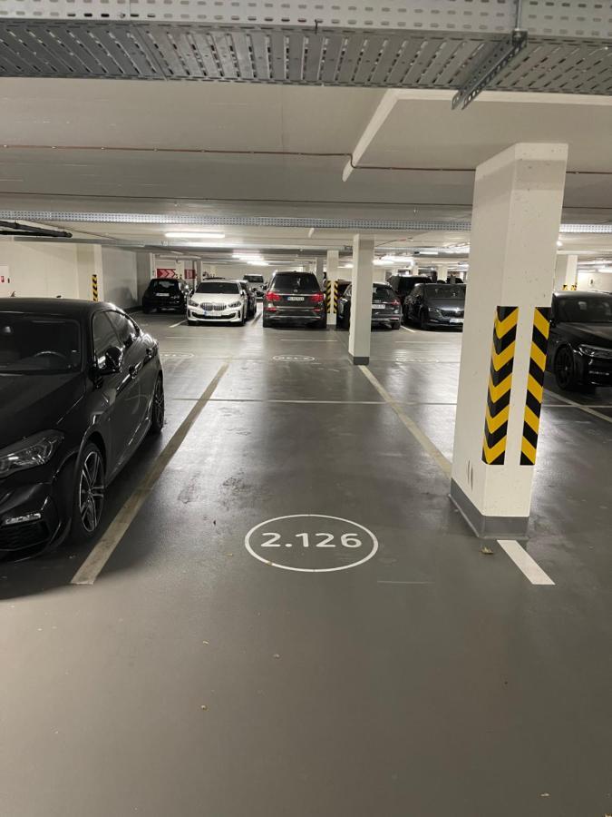 Sag Sky Park Residence Free Parking And Wi-Fi ブラチスラヴァ エクステリア 写真