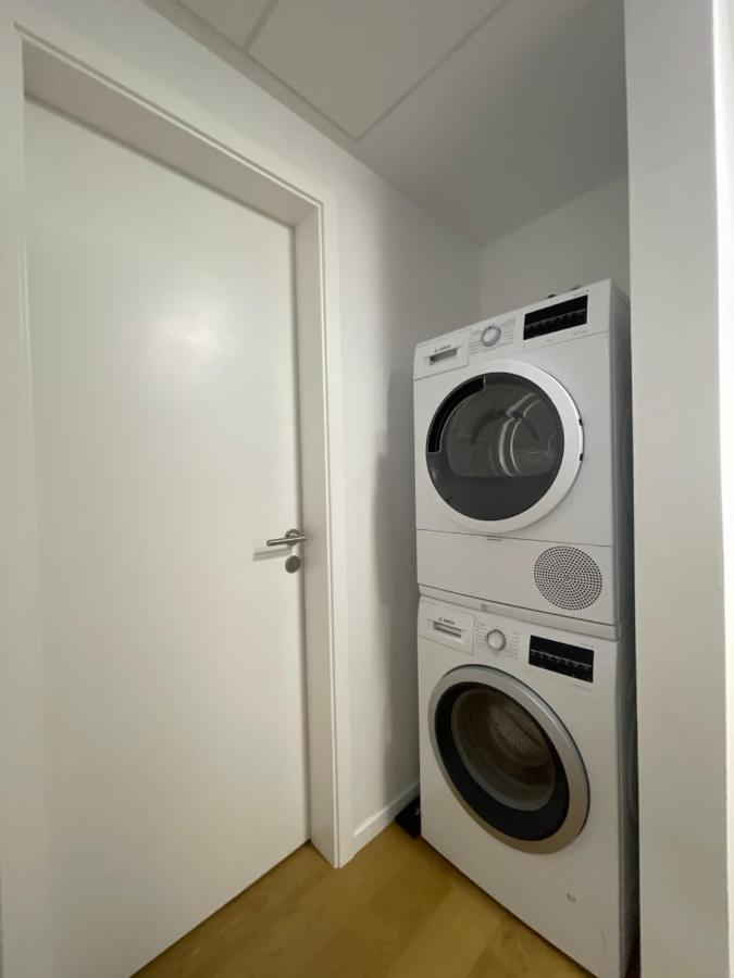 Sag Sky Park Residence Free Parking And Wi-Fi ブラチスラヴァ エクステリア 写真